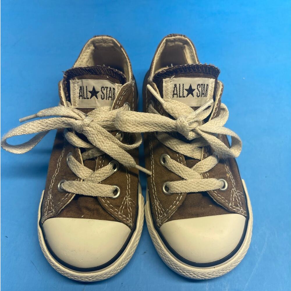 Converse Chuck’s Toddler 8 Brown Boy Girl Kids Unisex Shoes